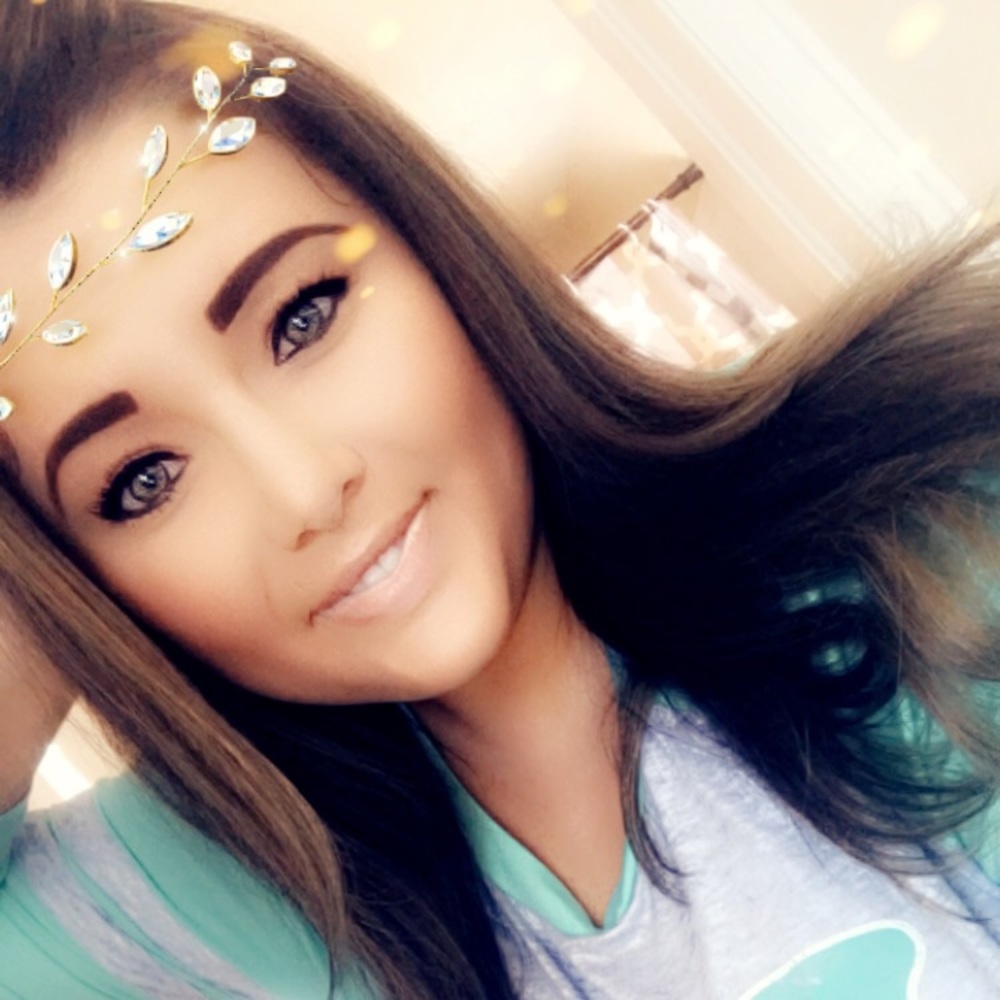 Meet your Posher, Arianna
